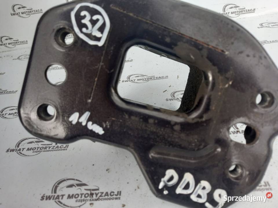 TOYOTA PRIUS XW20 06r podłużnica prawa Kielce