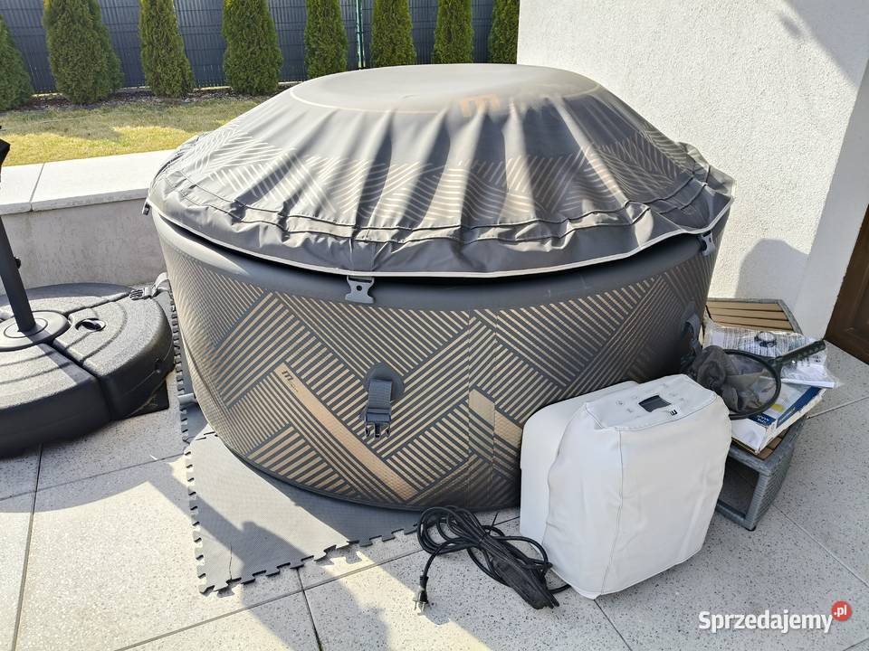Basen z hydromasażem 165 6osobowy małopolskie Kocmyrzów