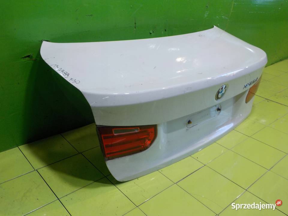 BMW 3 F30 20 D 12r 4D klapa tyl kompletna osobowe