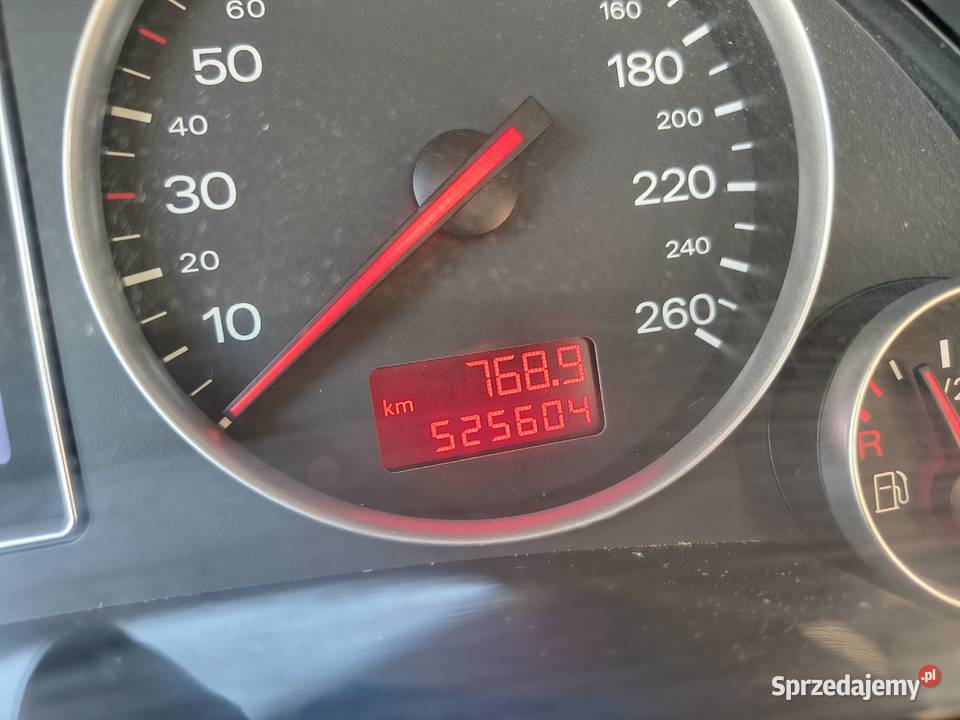 Audi A4 b6 19 6biegow nieuszkodzony Daleszyce