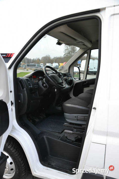 Peugeot Boxer 20 diesel 131 6biegów klimatyzcaja
