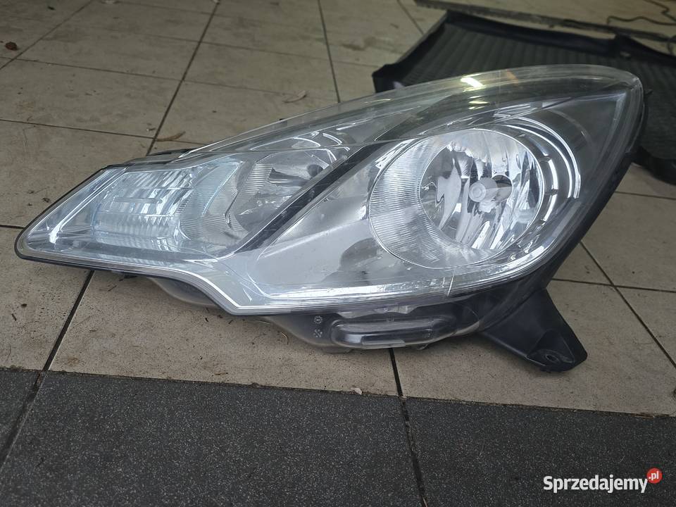 Lampa Citroen DS3 C3 II 20132016 Wolanów