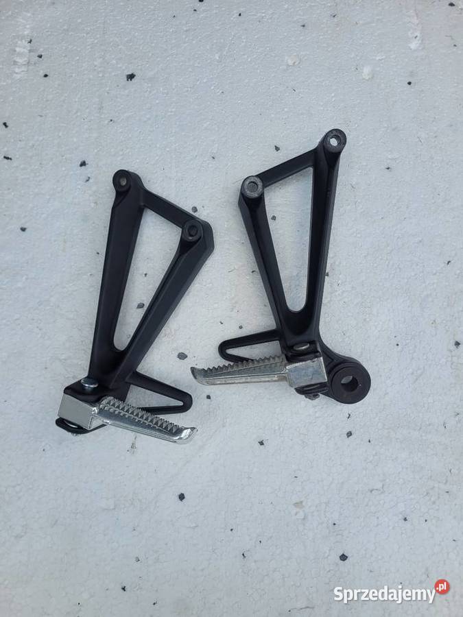 YAMAHA R3 R 3 1924 SET PODNÓŻEK PASAŻERA