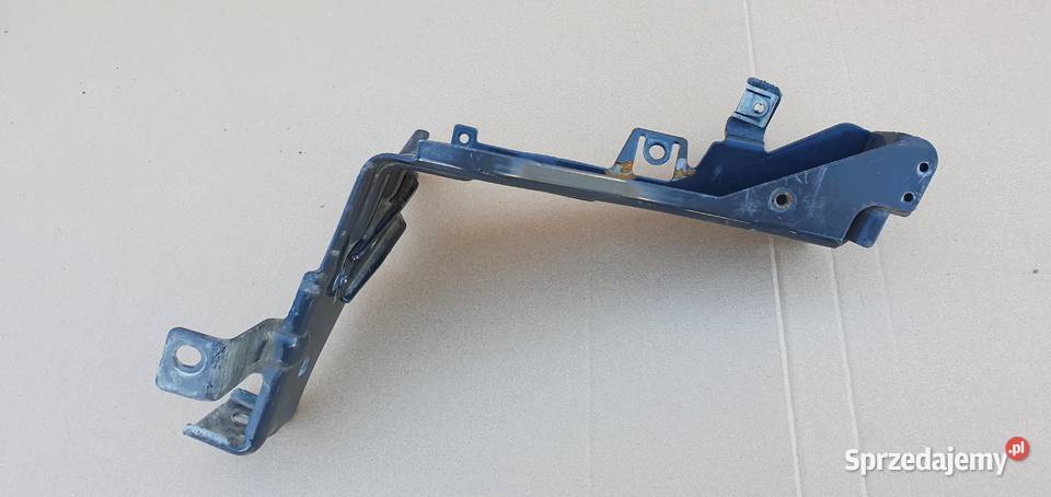 VOLVO FH4 UCHWYT MOCOWANIE LAMPY HALOGENU Bieleń