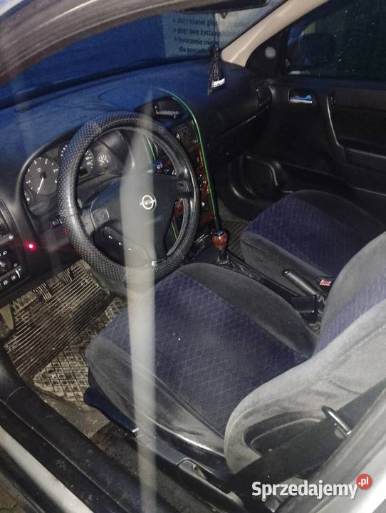 Sprzedam Opel Astra Zarejestrowany w Polsce Suchedniów