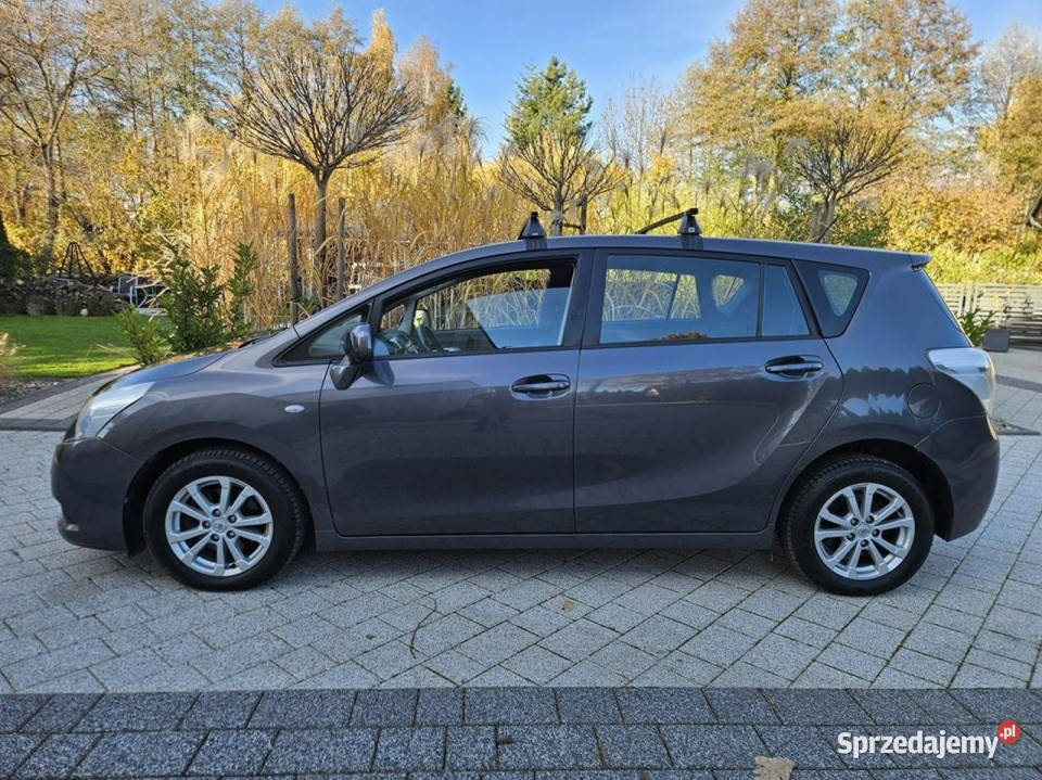 Toyota Verso 20 127 Klimatronik Elektryka Kamera immobilizer Strzegom
