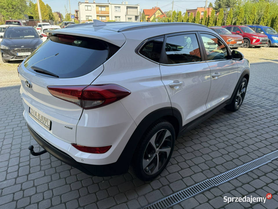 Hyundai Tucson 17 CRDI 115 Klima Navi EXECUTIVE światła do jazdy dziennej Tucson Orzech