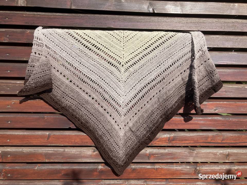 Chusta szydełkowa Studzienice
