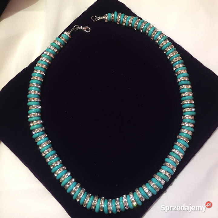Naszyjnikchoker i kolczzyki z howlitu