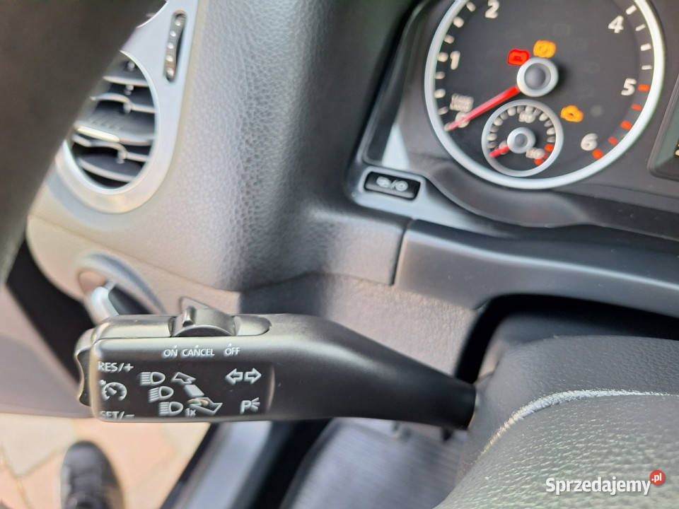 Volkswagen Tiguan Klimatronik Tempomat Nawi Ledy aluminiowe felgi Załom