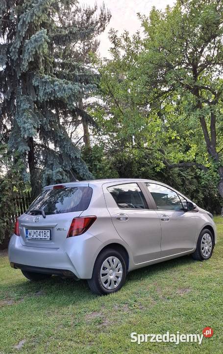 Toyota Yaris III 10 VVTi 69 2015 zadbana Niski Pruszków
