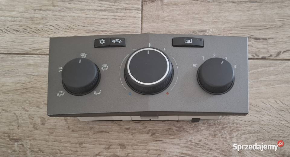 Panel nawiewu klimatyzacji Opel Zafira B Astra H Żuromin