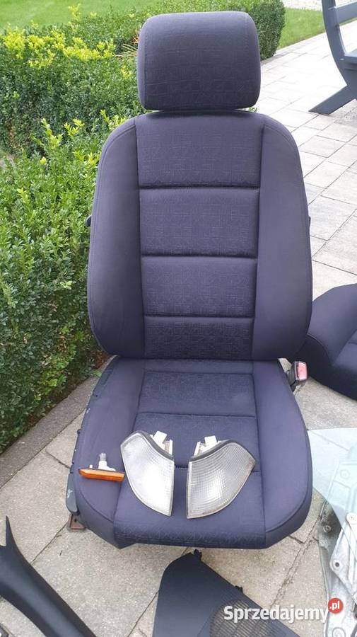 Fotele kanapa BMW E36 Cabrio części Lusowo
