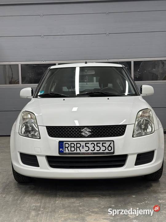 SUZUKI SWIFT 13 Benzyna 2009 sprowadzone z podkarpackie Haczów sprzedam