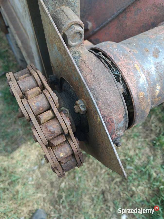 Adapter otrząsacz do rozrzutnika Czarnej Chorupnik