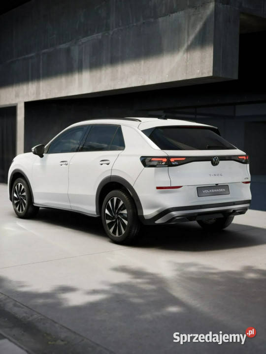 Volkswagen TRoc Wersja Life 15 eTSI 150 DSG Łódź