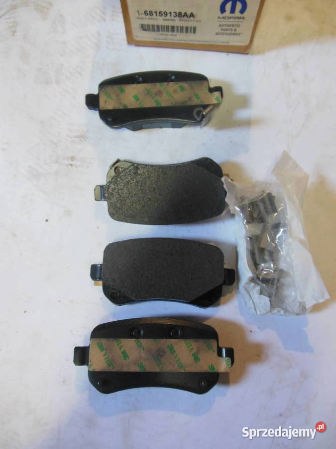 68159138AA KLOCKI VOYAGER TOWNCOUNTRY CARAVAN