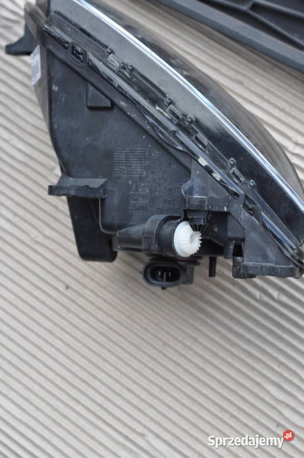 Wyprzedaż garażowa Lampy halogen z osłonami