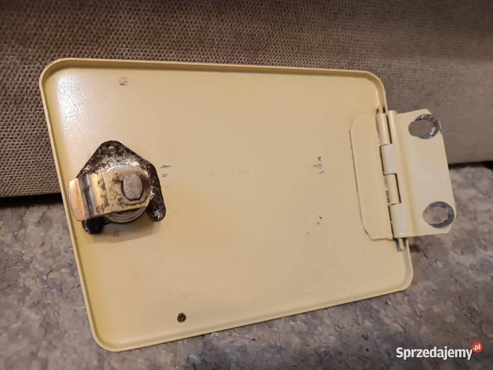 klapka do wlewu paliwa Fiat 125p 1988r dolnośląskie Wrocław sprzedam