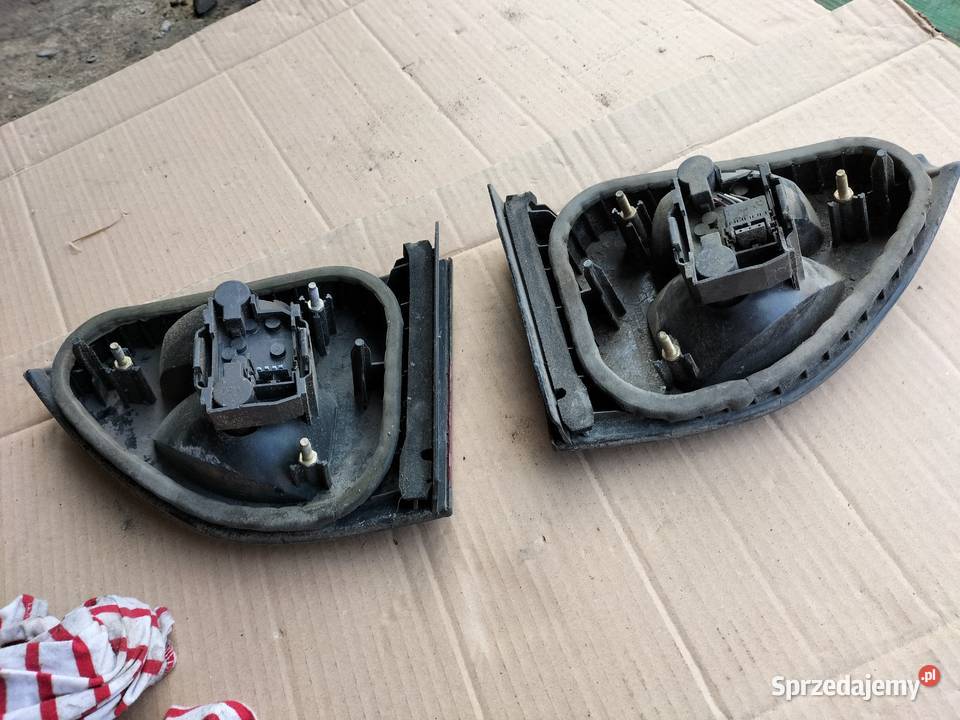 Renault Megane I classic LAMPA TYL PRAWA LEWA Kamień-Kolonia sprzedam