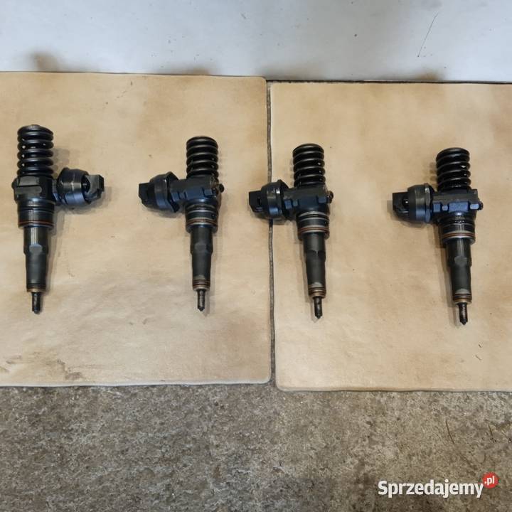 VW passat B5 fl 19TDI pompowtryskiwacze komplet Rok produkcji 2004 Wtryskiwacze Wrocław