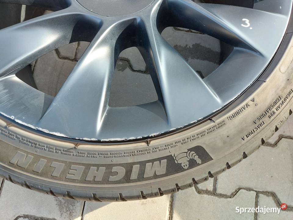 TESLA MODEL Y 2022r FELGA KOŁO OPONA MICHELIN 20