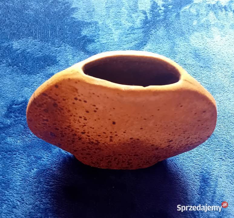 Wazon w formie dysku Keramos Austria projekt Ina wielkopolskie Koźminek