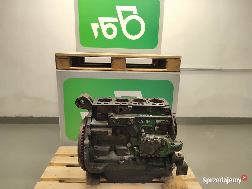 Słupek silnika John Deere 6135R PSS 4045