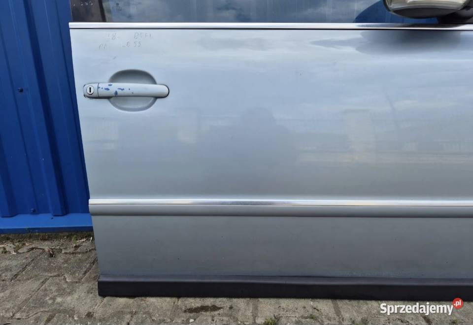 DRZWI PRZÓD PRAWY PRZEDNIE PRAWE VW PASSAT B5 FL Działoszyce sprzedam