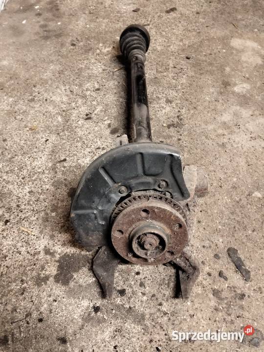 Zwrotnica z półosią volkswagen golf Gumieniec