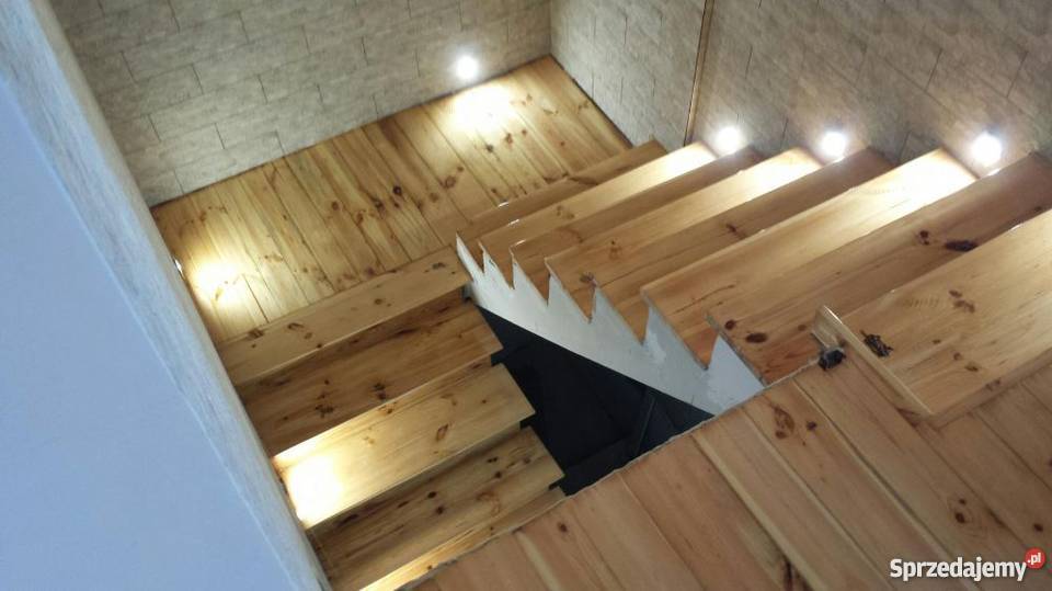 Renowacja parapety schody drewniane Remont i budowa