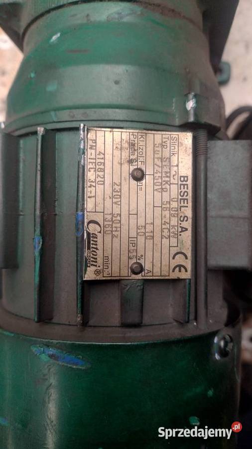 Motoreduktor 009kw 220V 112 obrotów