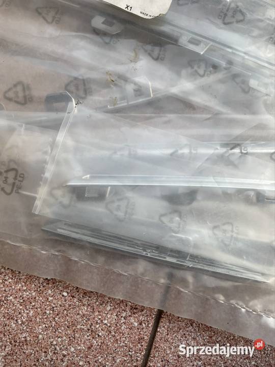 Listwy chrom grilla Renault Megane IV 960103748R śląskie Kozy