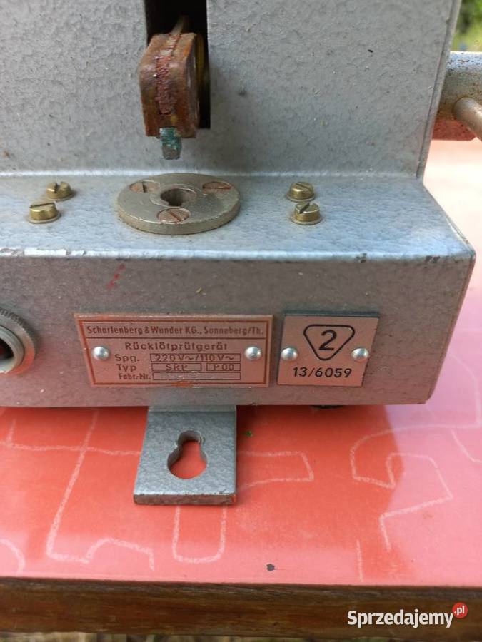 Stare urządzenie pomiarowe prl