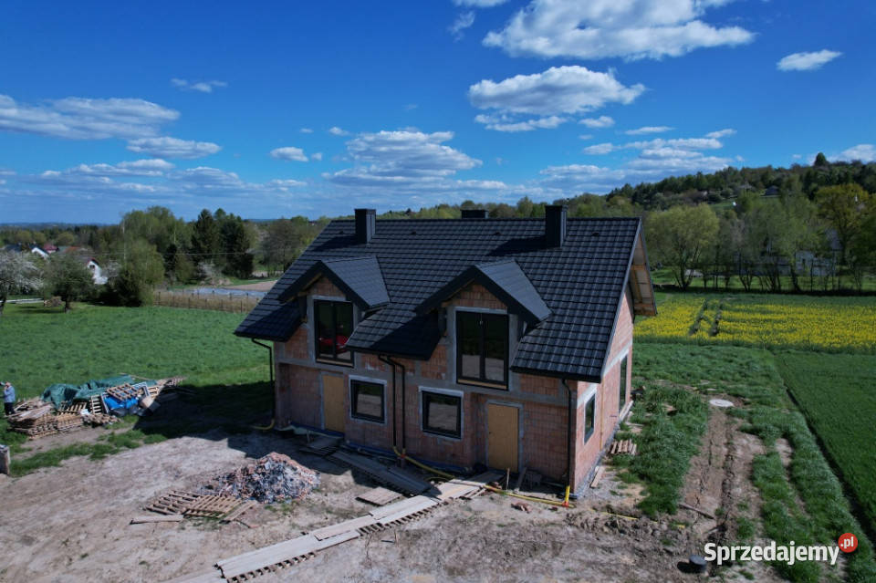 Dom na pięknej południowej działce 10 ar 15 min Trąbki