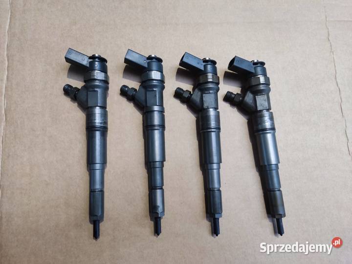 BMW X3 E83 E60 E87 E90 M47 20D WTRYSKIWACZ Radom