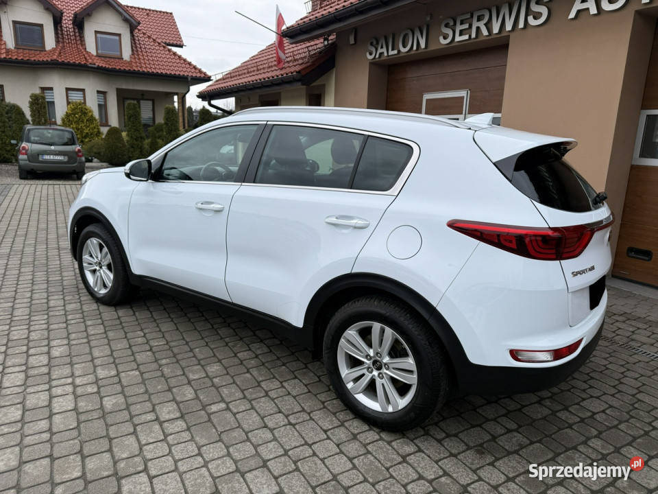 Kia Sportage 16 GDI 132 Klima Navi Kamera IV nieuszkodzony Orzech