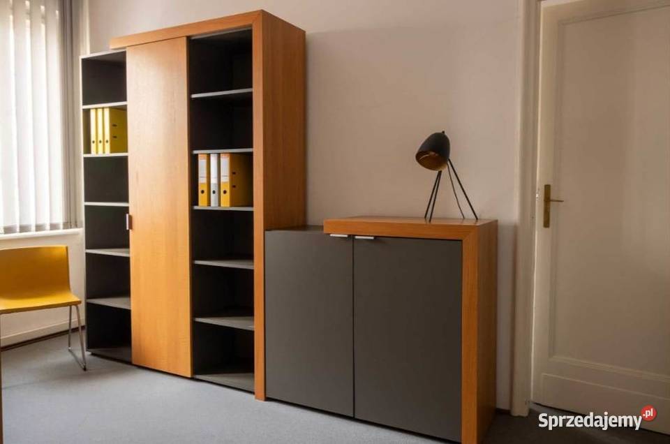 zestaw fornirowanych mebli biurowych dębowe Węgrzce Wielkie sprzedam