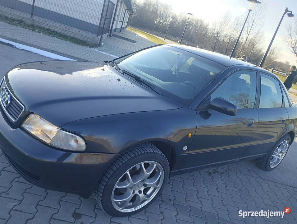 Audi A4b5 19 TDI 90 nieuszkodzony Złota