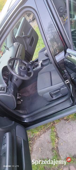 Sprzedaję Audi A4 B6 kombi 271000km