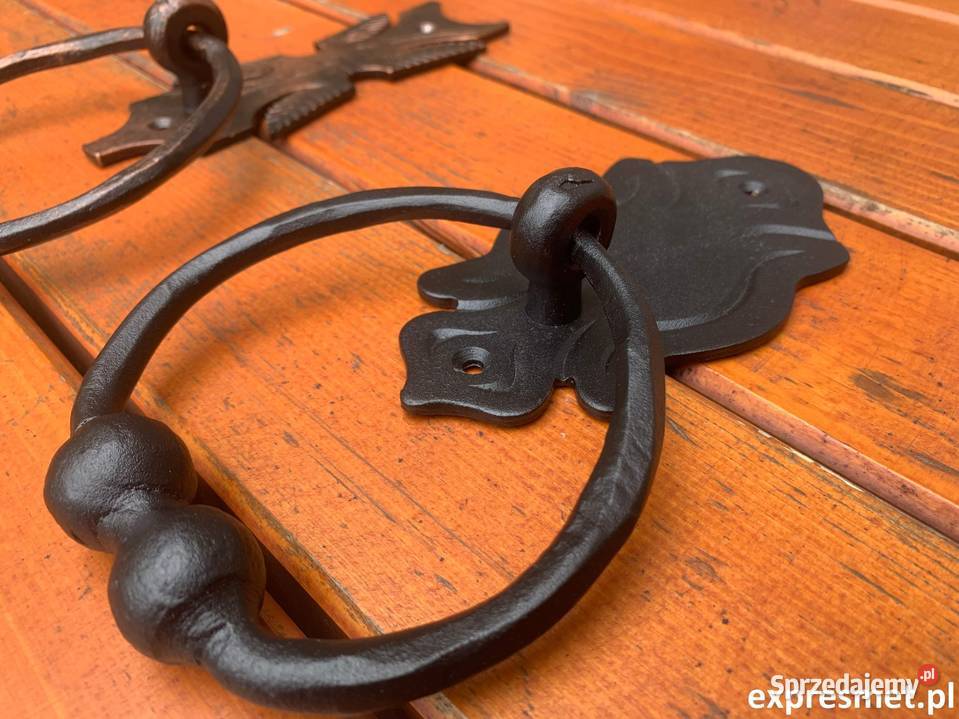 Piękna KUTA KLAMKA z długim szyldem klamka kuta małopolskie Rzeszotary