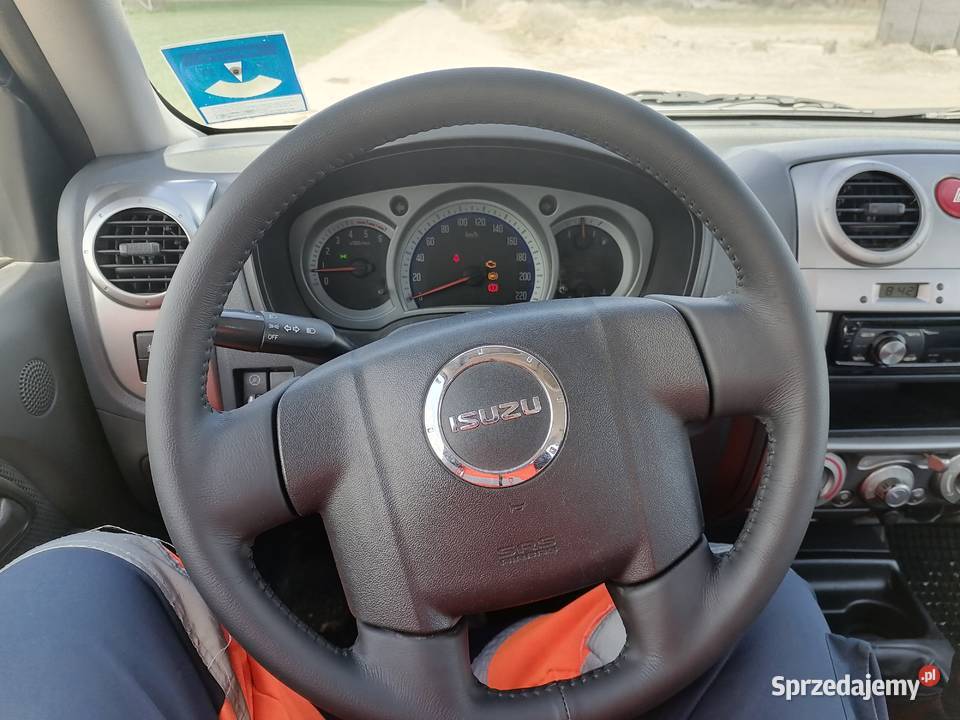 Isuzu Dmax 25 2007 manual zamiana check engine D-Max sprzedam