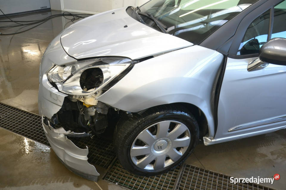 Citroen DS3 12 benzyna 82 automat climatronic 90719km Kęty sprzedam