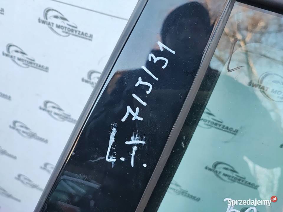 MERCEDES W204 09r Drzwi lewy tył 70340 mikronów Kielce