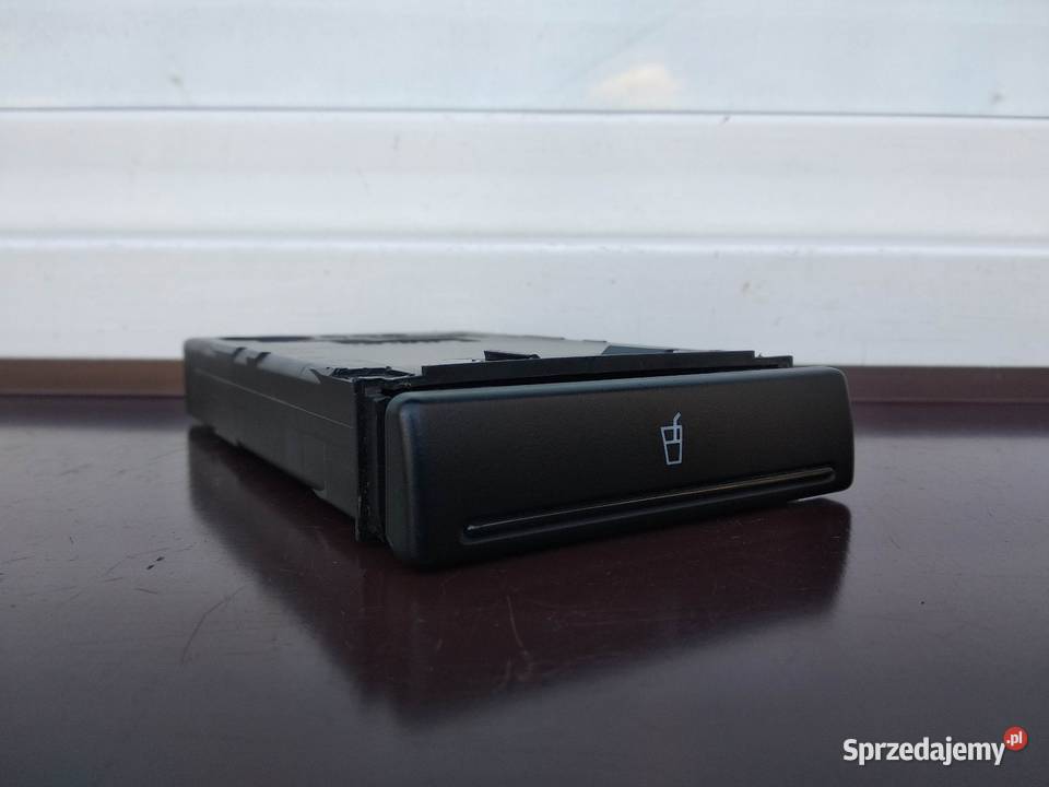 Audi A4 B5 uchwyt na kubki Cupholder 8D0862534A łódzkie