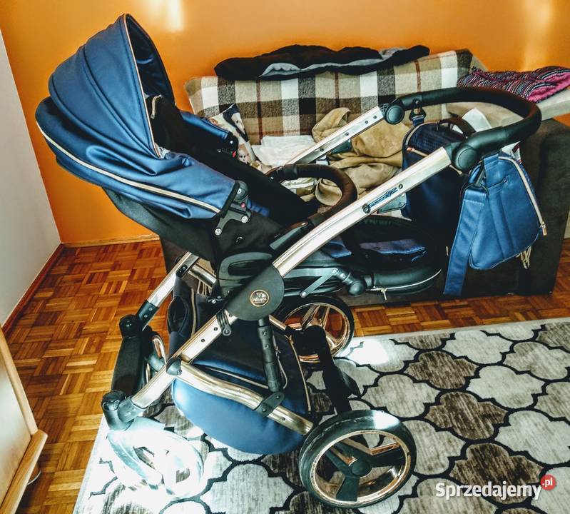 Wózek dziecięcy firmy Junama w stylistyce Blue