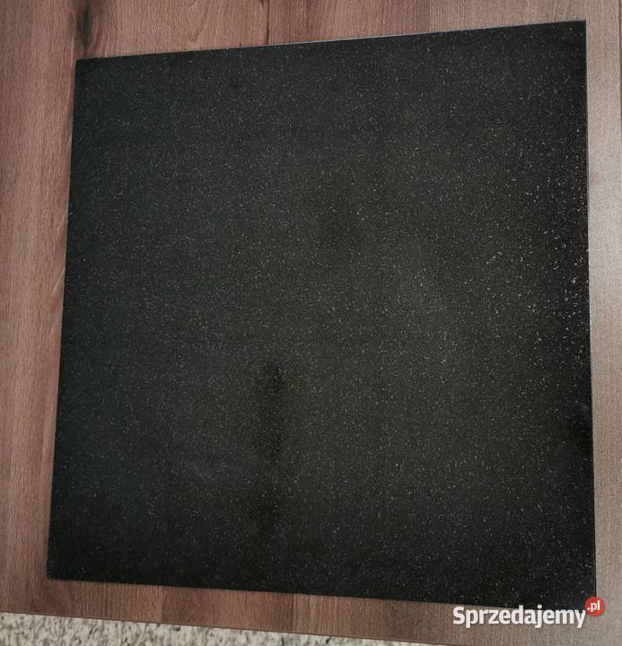 Płytki granitowe ABSOLUTE BLACK 40x40x12 poler Przemyśl