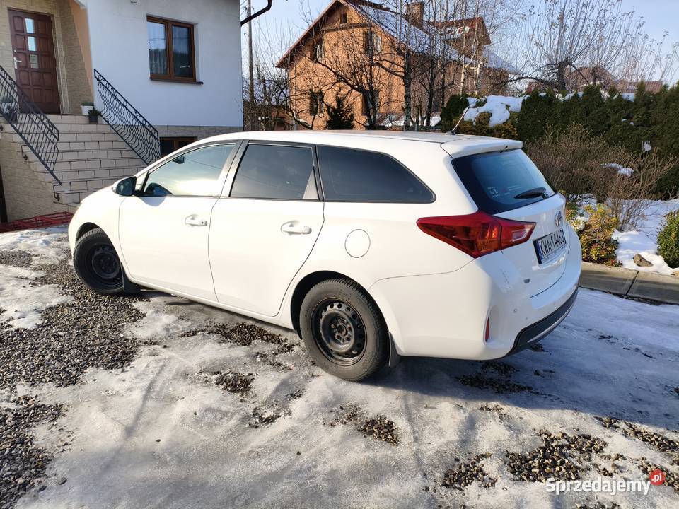 Toyota Auris II 14 D4D kombi stan bezwypadkowy przyciemniane szyby Motoryzacja