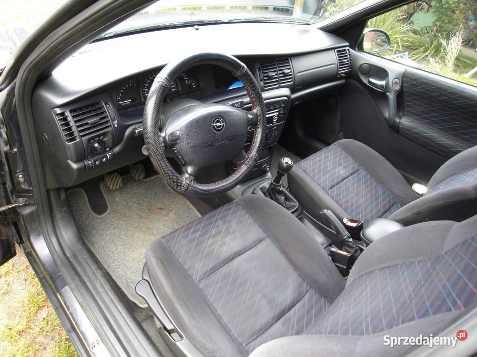 OPEL Vectra B 20 Irmscher Kombi Dodatki Zadbany 257000km Skarżysko-Kamienna