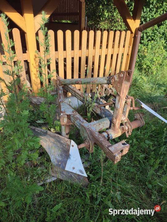 Pług dwu skibowy unia Pługi Maszyny uprawowe Kluki